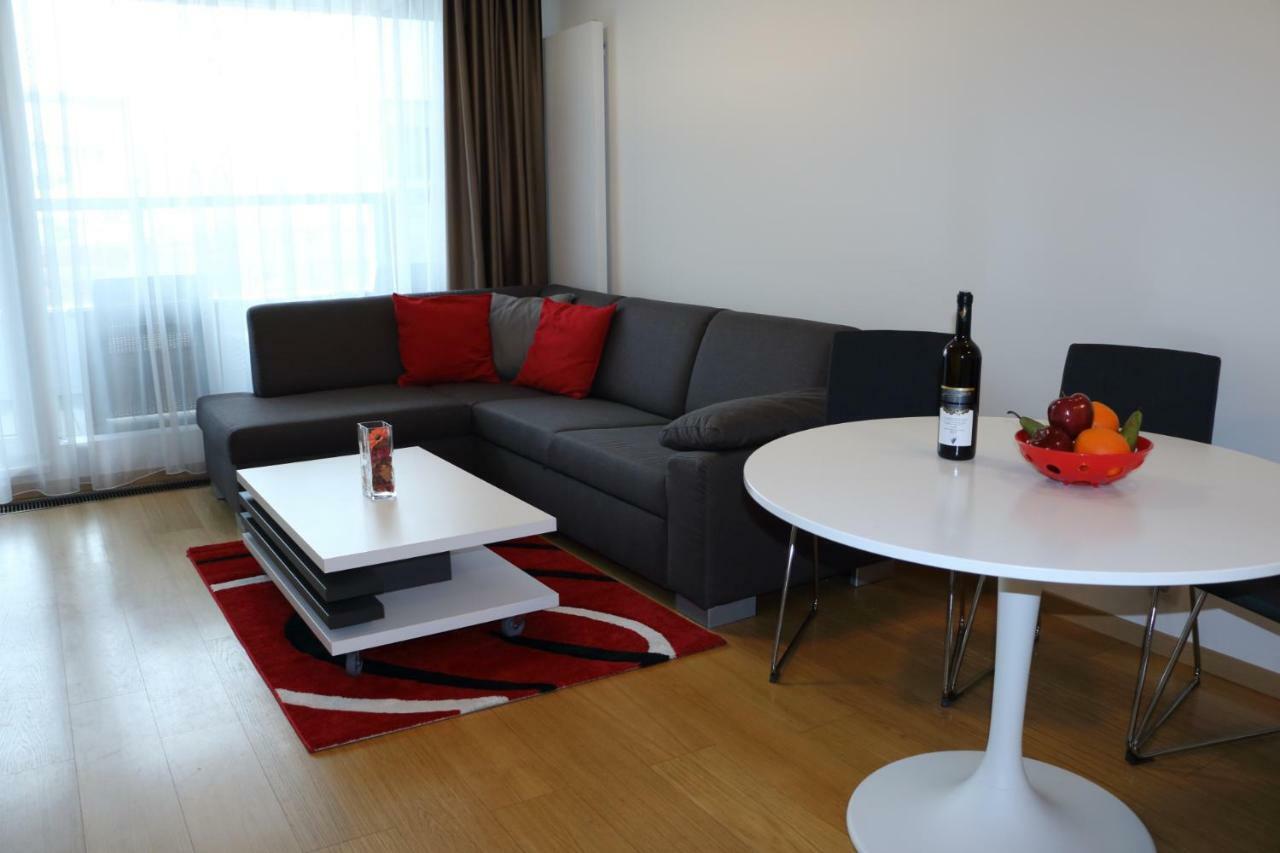 Panorama City Apartment With Free Parking Bratislava Bagian luar foto