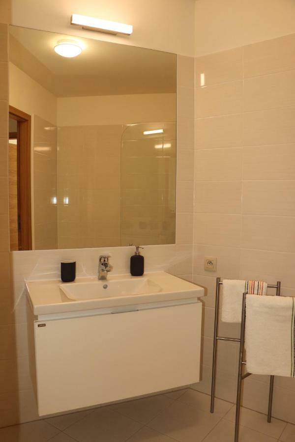 Panorama City Apartment With Free Parking Bratislava Bagian luar foto